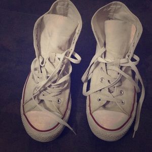 Men Converse shoes‼️